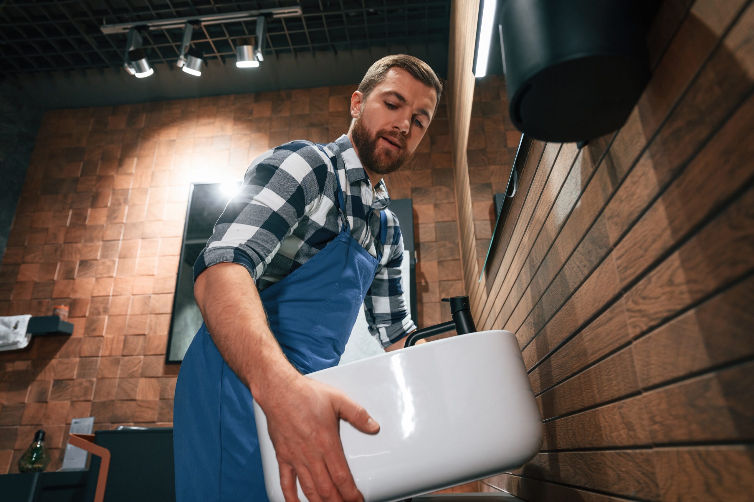 holding the sink